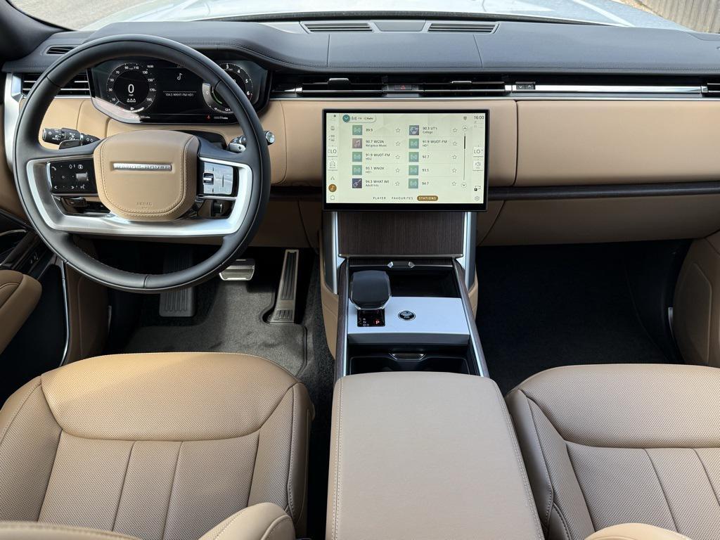 new 2025 Land Rover Range Rover car, priced at $131,450