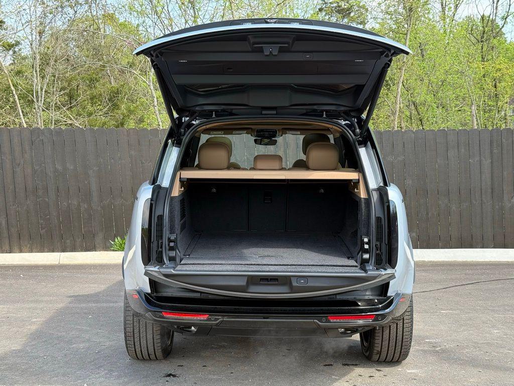 new 2025 Land Rover Range Rover car, priced at $131,450
