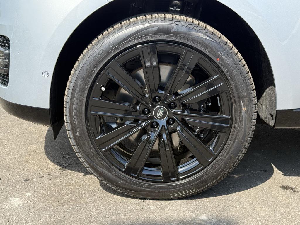 new 2025 Land Rover Range Rover car, priced at $131,450
