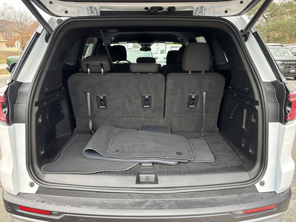 used 2025 GMC Acadia car, priced at $37,990