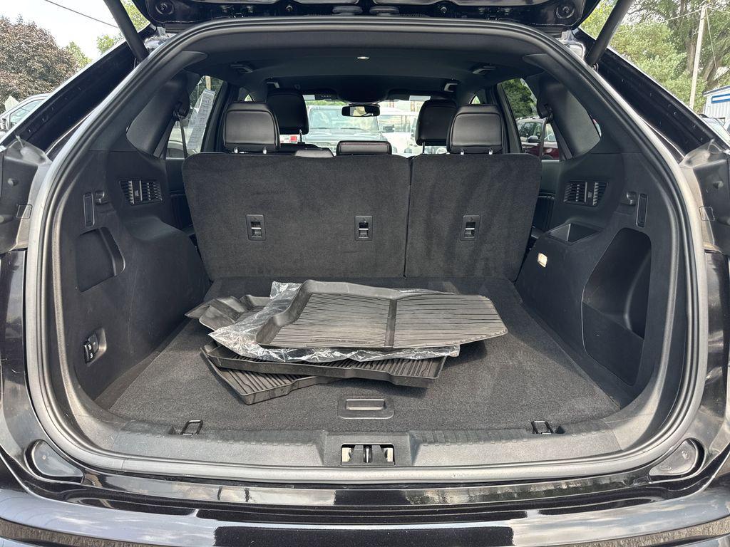 used 2024 Ford Edge car, priced at $32,490