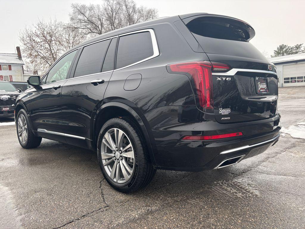 used 2025 Cadillac XT6 car, priced at $44,990