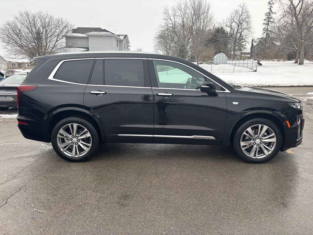 used 2025 Cadillac XT6 car, priced at $44,990