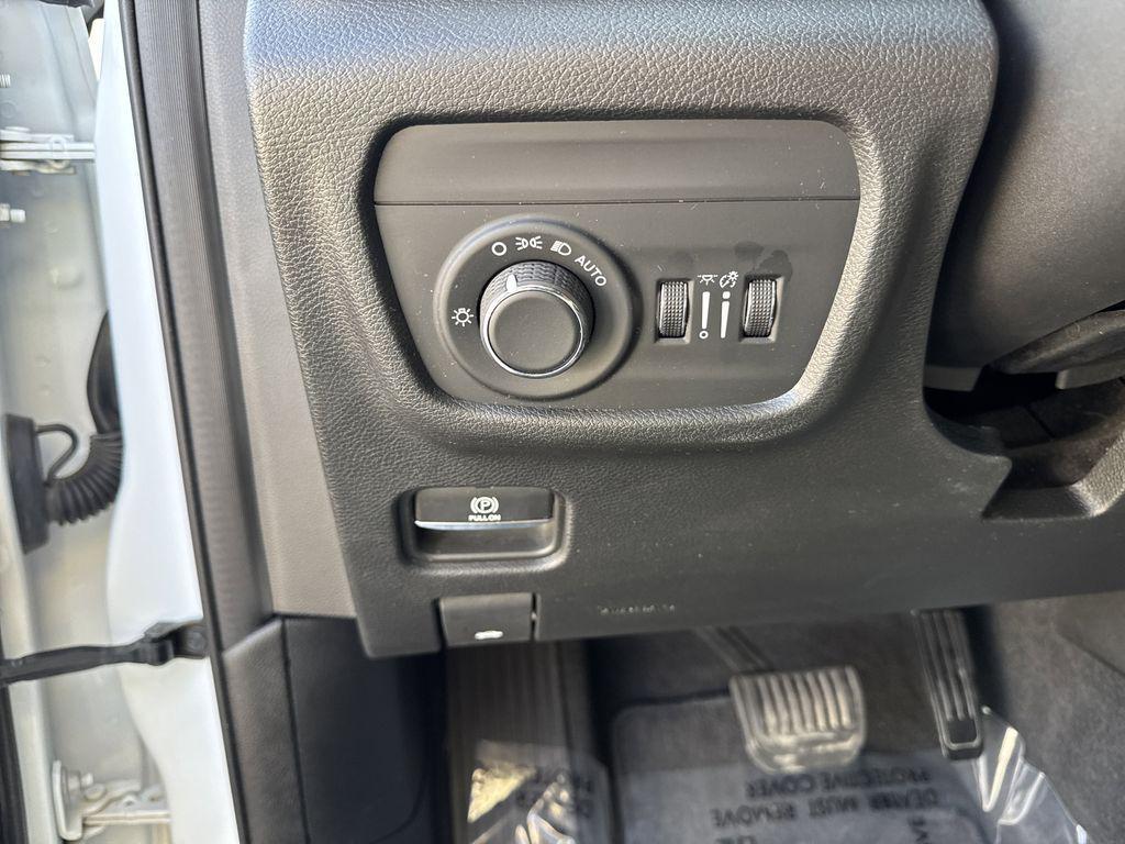 used 2022 Jeep Grand Cherokee L car, priced at $25,490