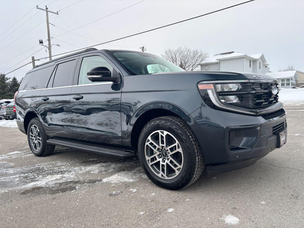 new 2025 Ford Expedition Max car, priced at $73,500