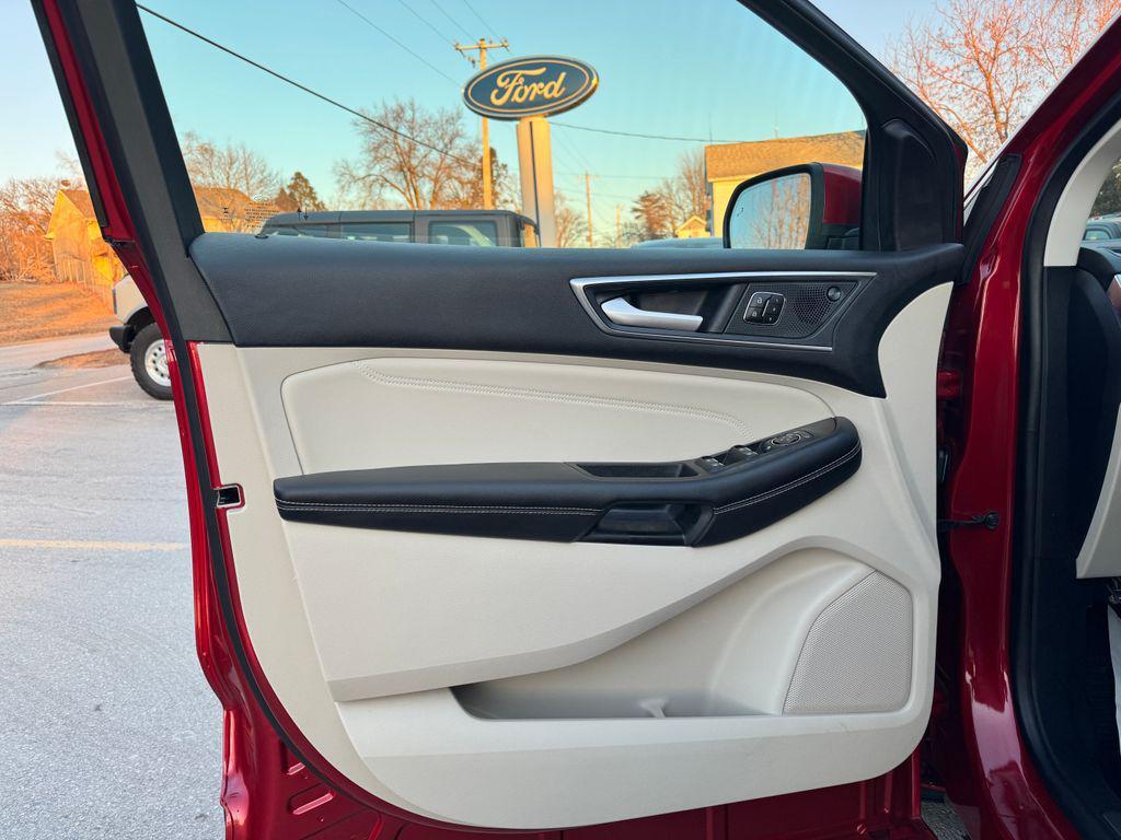 used 2024 Ford Edge car, priced at $34,990