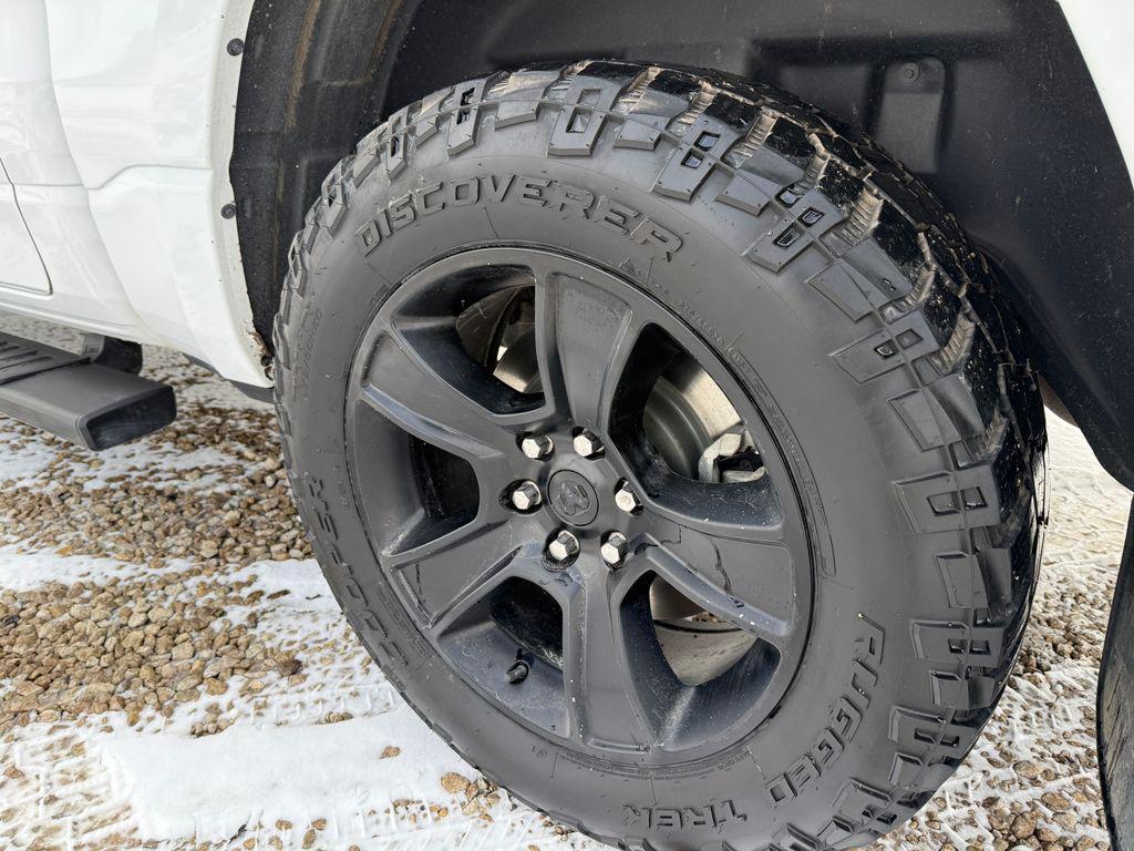 used 2021 Ram 1500 car, priced at $29,995