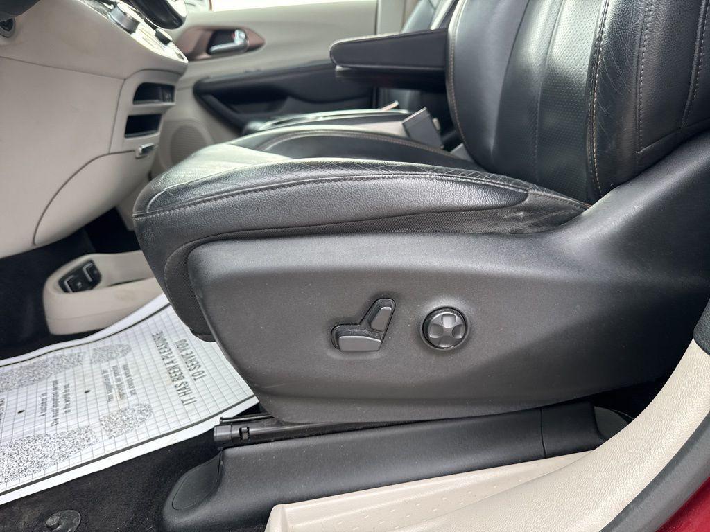 used 2018 Chrysler Pacifica car, priced at $14,995