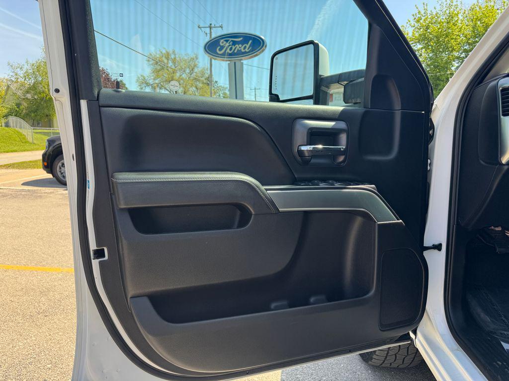 used 2019 Chevrolet Silverado 1500 car, priced at $21,170