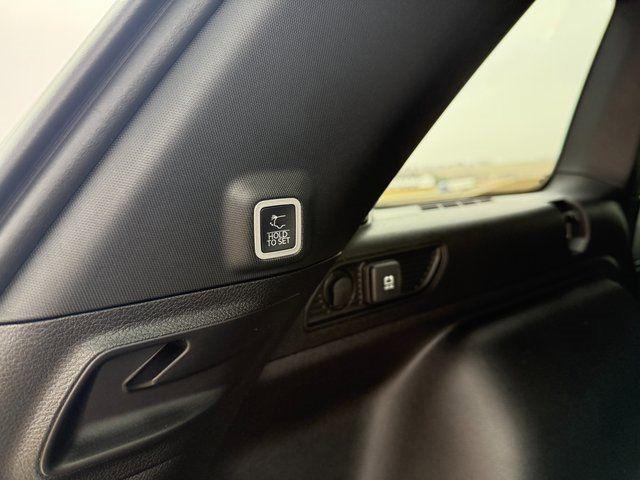 new 2025 Jeep Grand Cherokee car, priced at $39,296