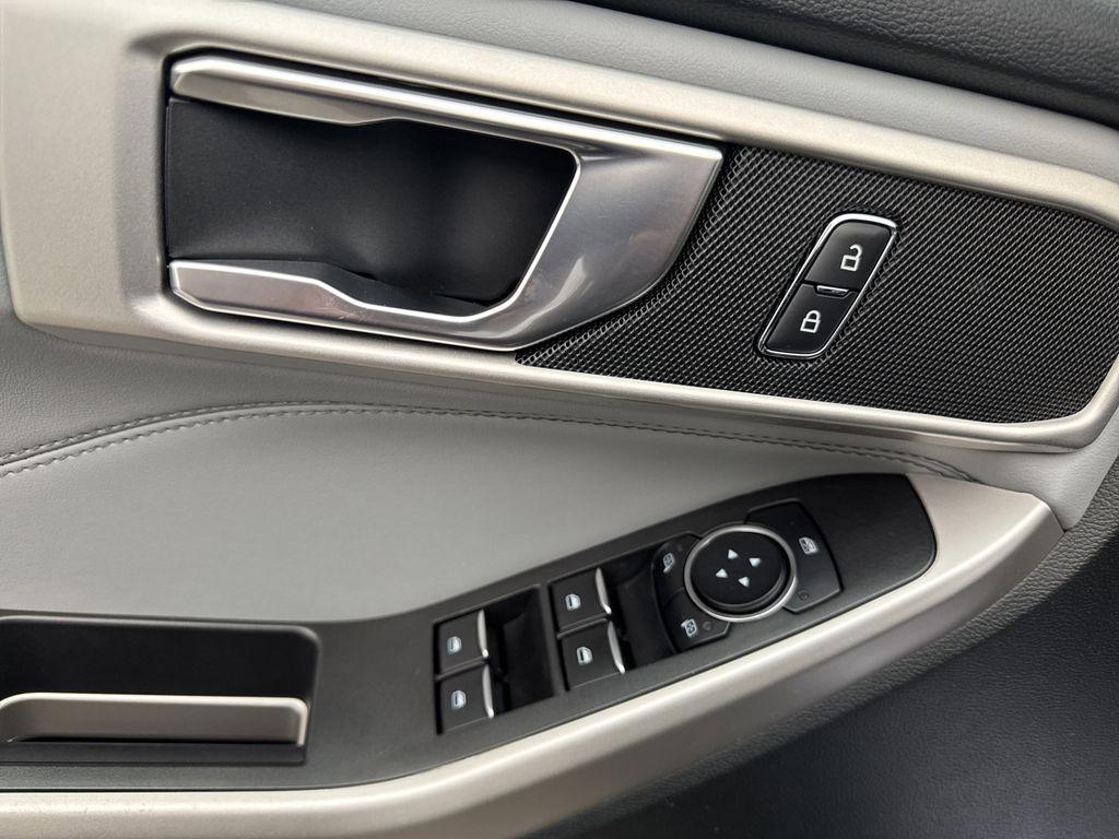 used 2022 Ford Explorer car, priced at $32,490