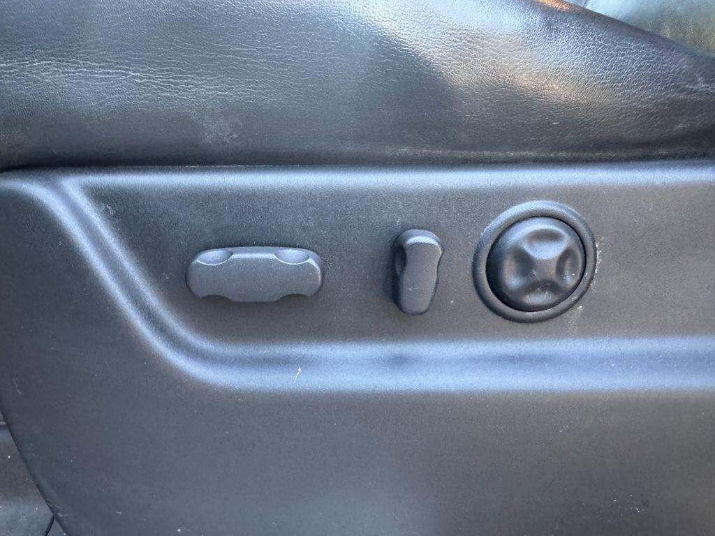 used 2007 GMC Yukon car, priced at $6,990