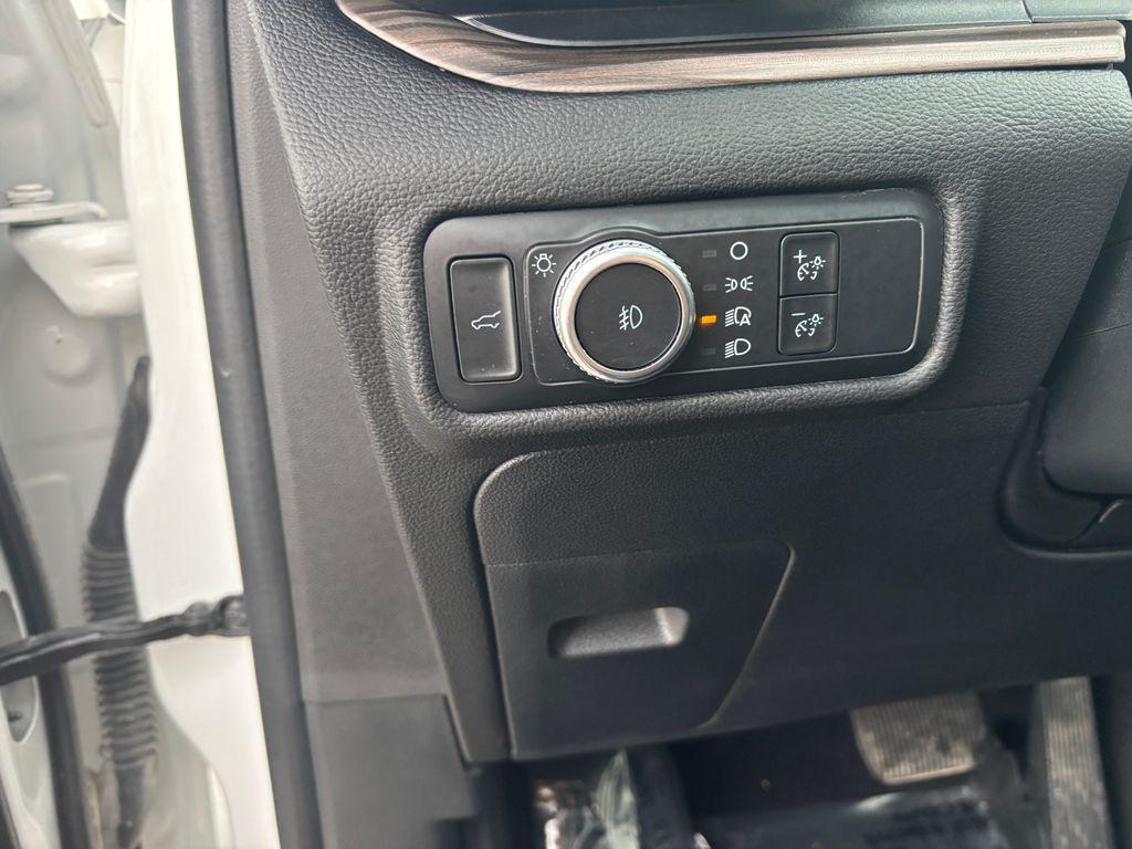 used 2022 Ford Explorer car, priced at $31,990