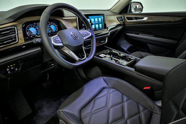new 2026 Volkswagen Atlas car, priced at $43,576