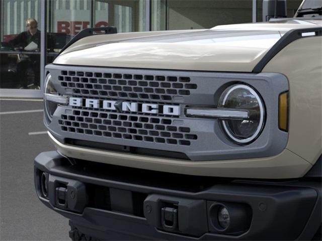 new 2025 Ford Bronco car, priced at $60,674