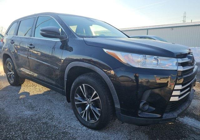 used 2019 Toyota Highlander car, priced at $22,497