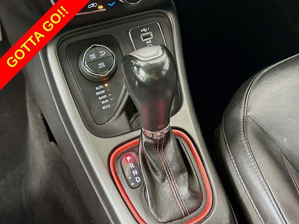 used 2019 Jeep Compass car, priced at $14,052
