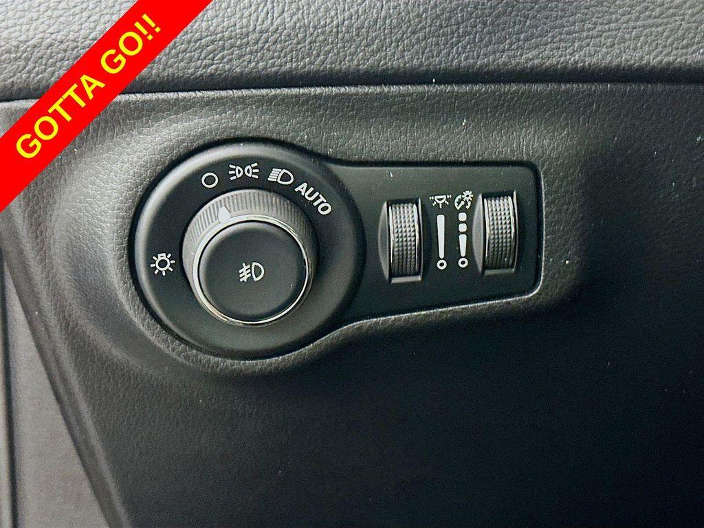 used 2019 Jeep Compass car, priced at $14,052