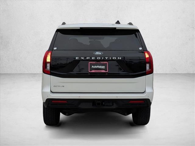 new 2025 Ford Expedition car, priced at $69,190