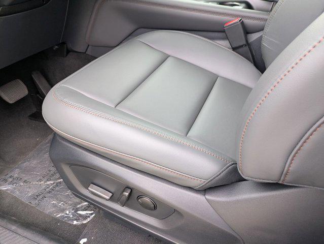 new 2025 Ford Explorer car, priced at $41,399