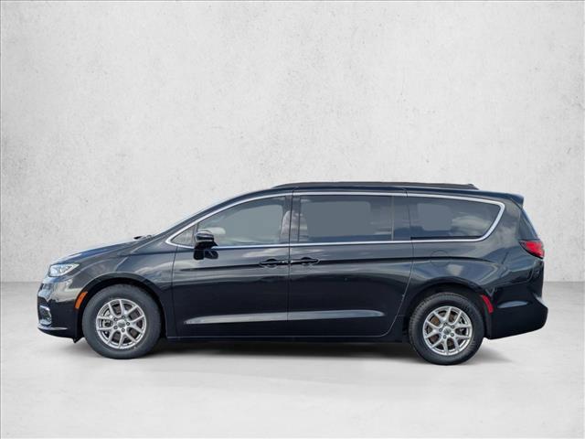 used 2022 Chrysler Pacifica car, priced at $18,998