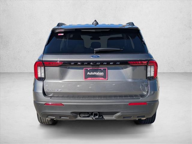 used 2025 Ford Explorer car, priced at $30,998