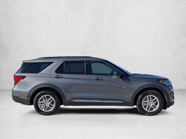 used 2025 Ford Explorer car, priced at $30,998