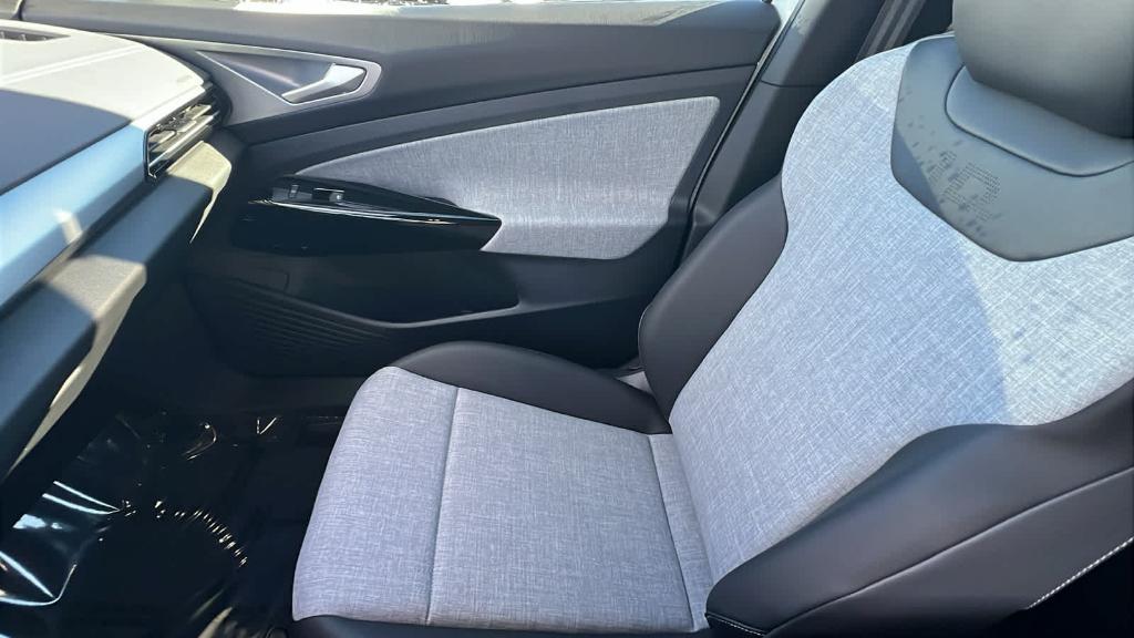 new 2026 Volkswagen ID.4 car, priced at $46,763