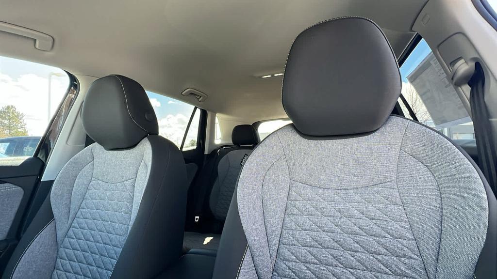 new 2026 Volkswagen Tiguan car, priced at $33,492