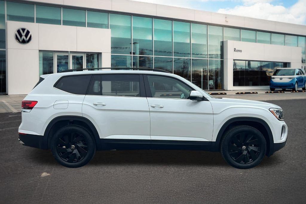 new 2026 Volkswagen Atlas car, priced at $45,003