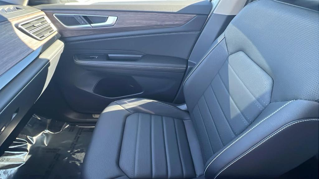 new 2026 Volkswagen Atlas car, priced at $47,682