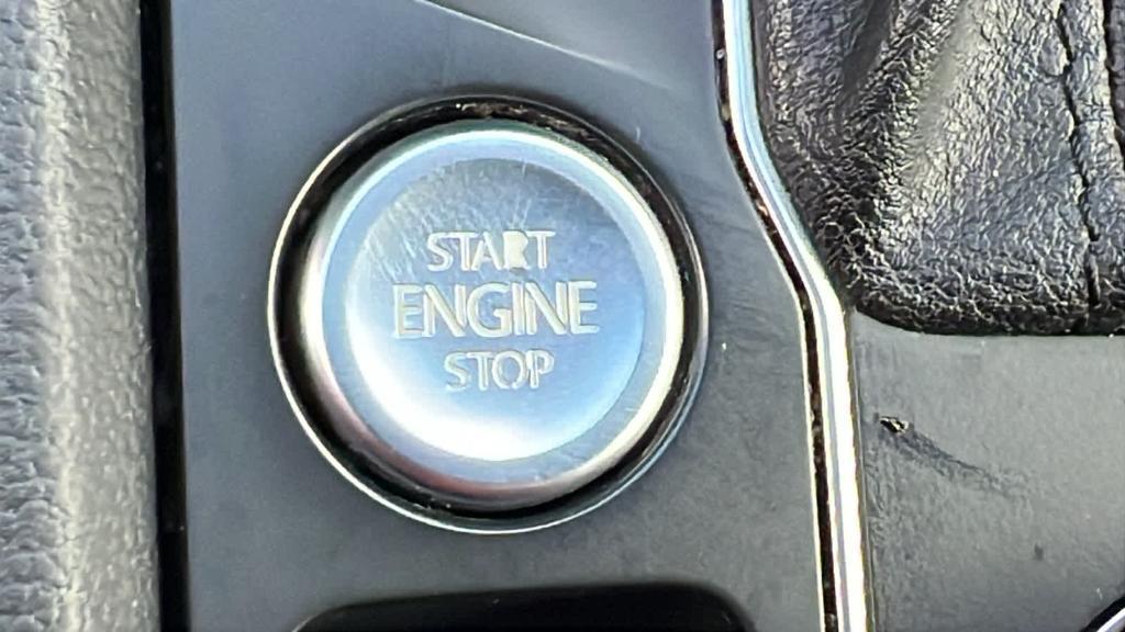 used 2018 Volkswagen Atlas car, priced at $11,887