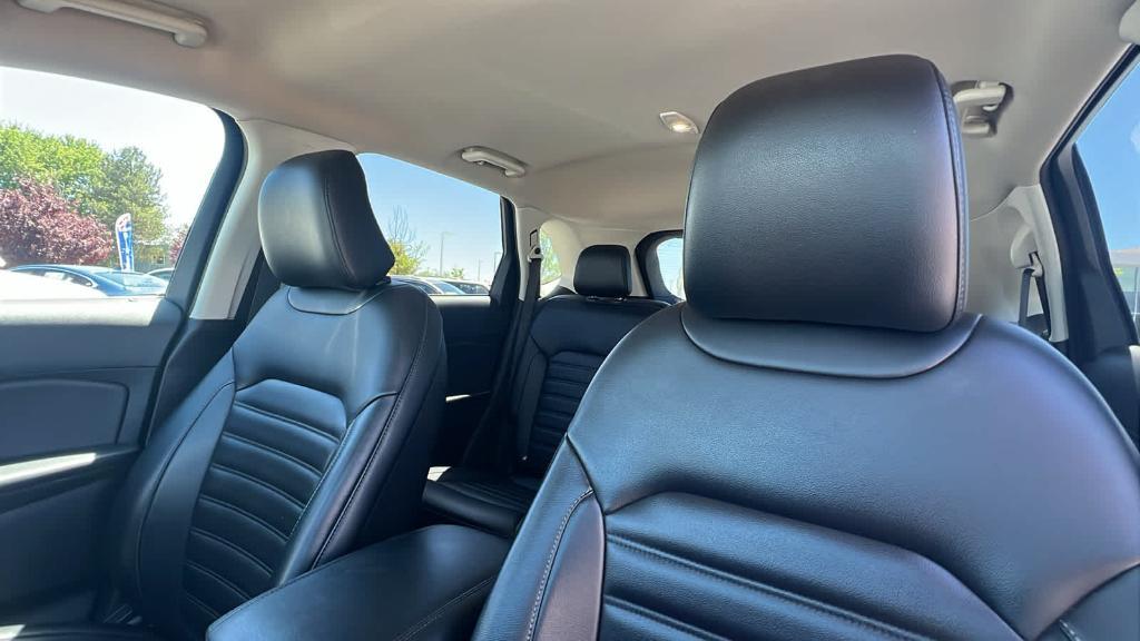 used 2022 Ford Edge car, priced at $18,977