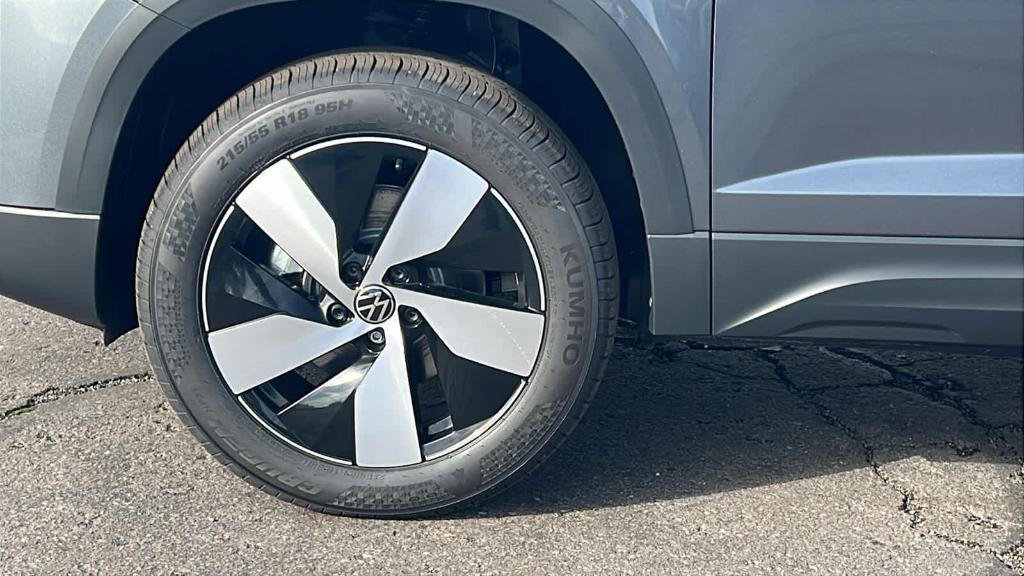 new 2026 Volkswagen Taos car, priced at $28,822