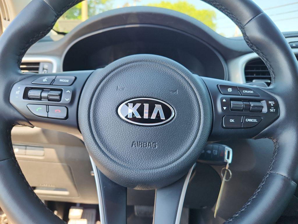 used 2018 Kia Sorento car, priced at $15,995