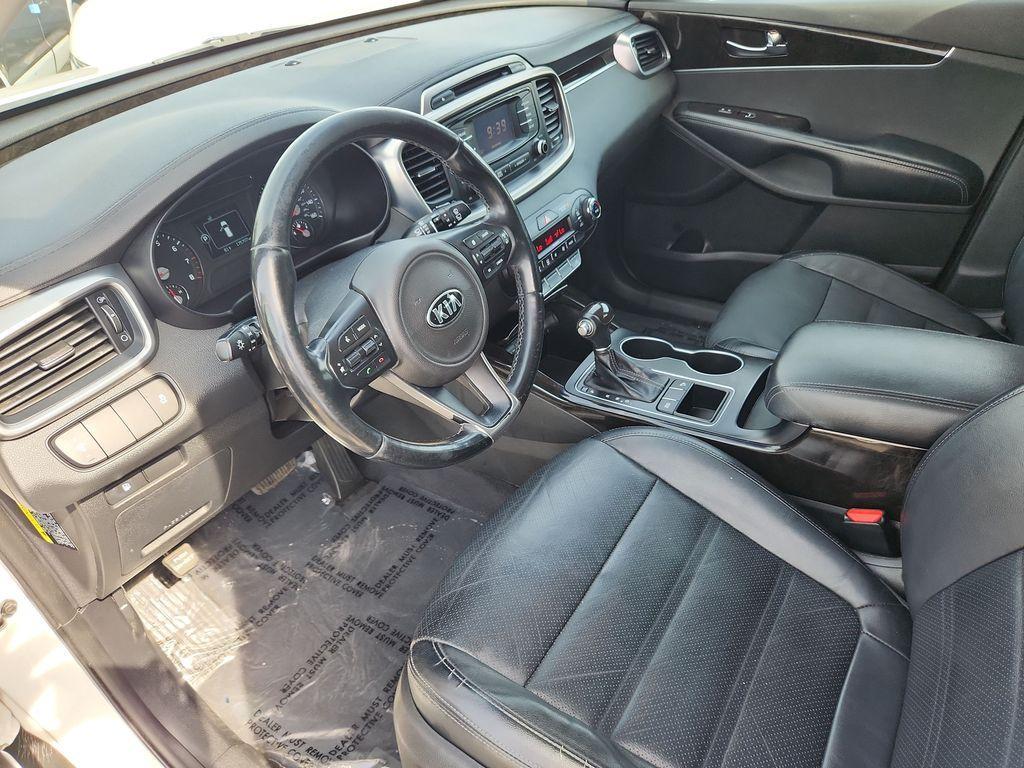 used 2016 Kia Sorento car, priced at $7,995