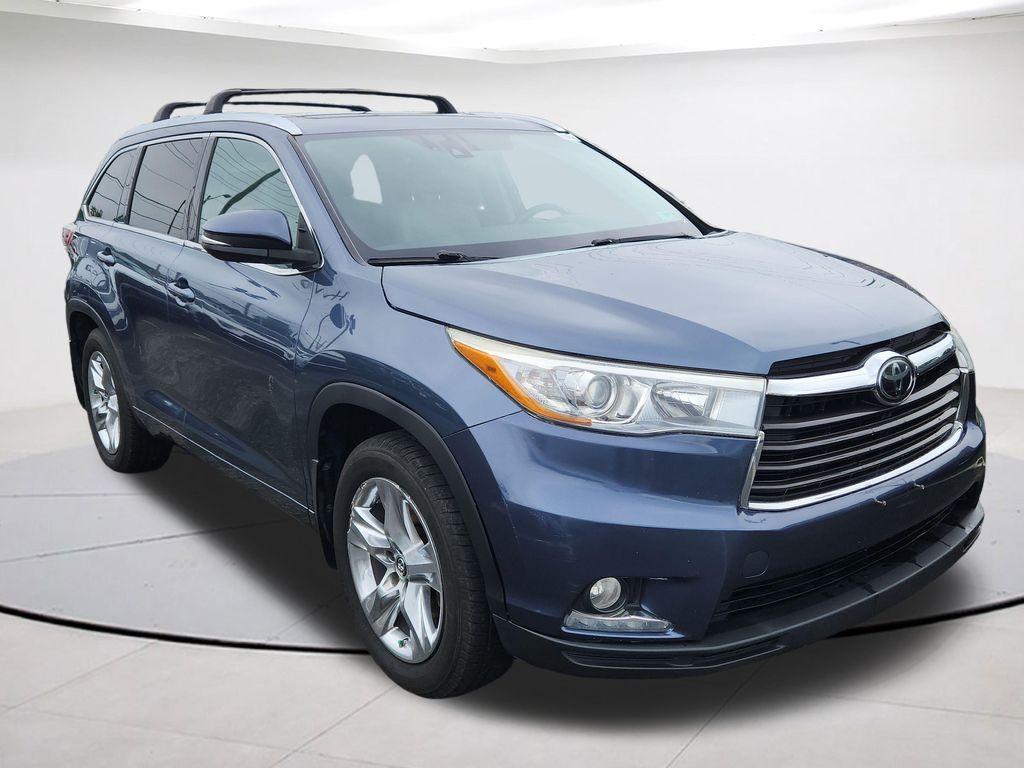 used 2016 Toyota Highlander car, priced at $19,995