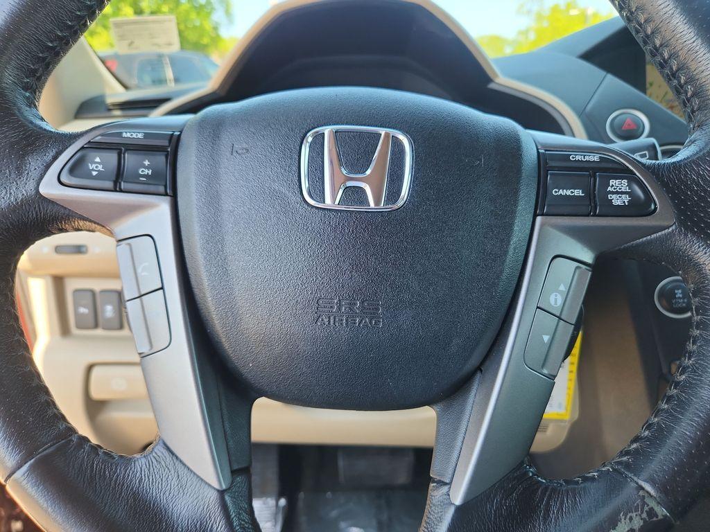 used 2013 Honda Pilot car, priced at $8,995