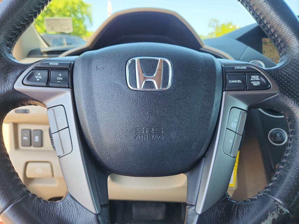 used 2013 Honda Pilot car, priced at $8,995