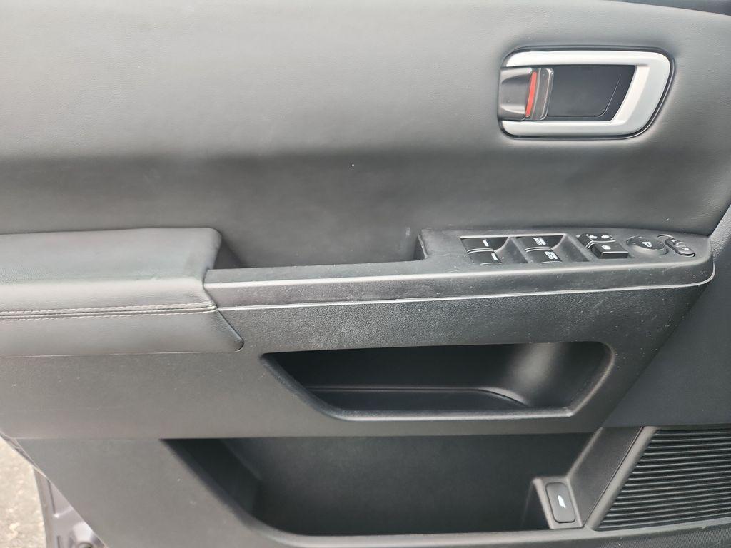 used 2015 Honda Pilot car, priced at $12,891
