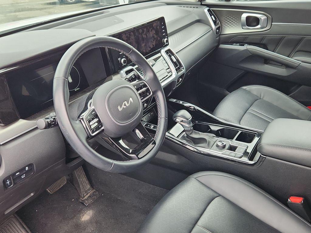 used 2023 Kia Sorento car, priced at $31,691
