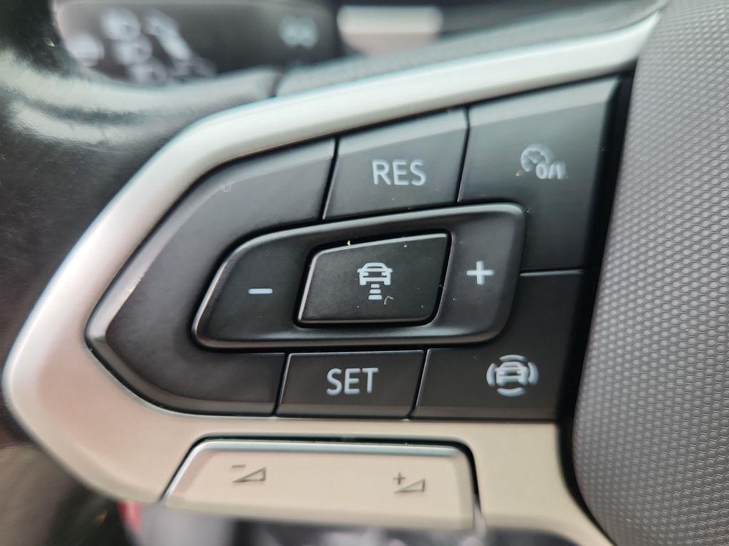 used 2021 Volkswagen Atlas car, priced at $20,995