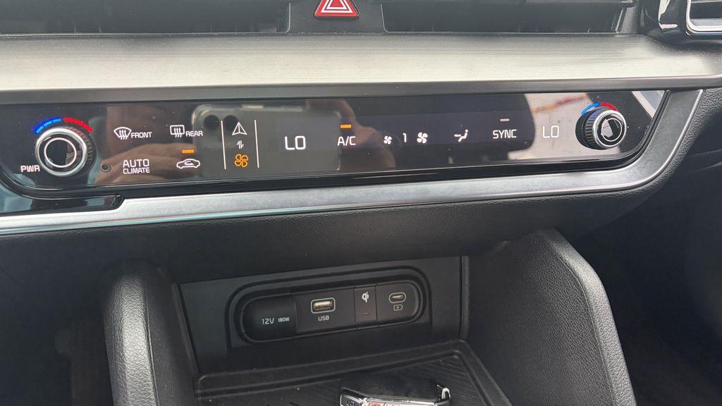 used 2025 Kia Sportage car, priced at $30,595