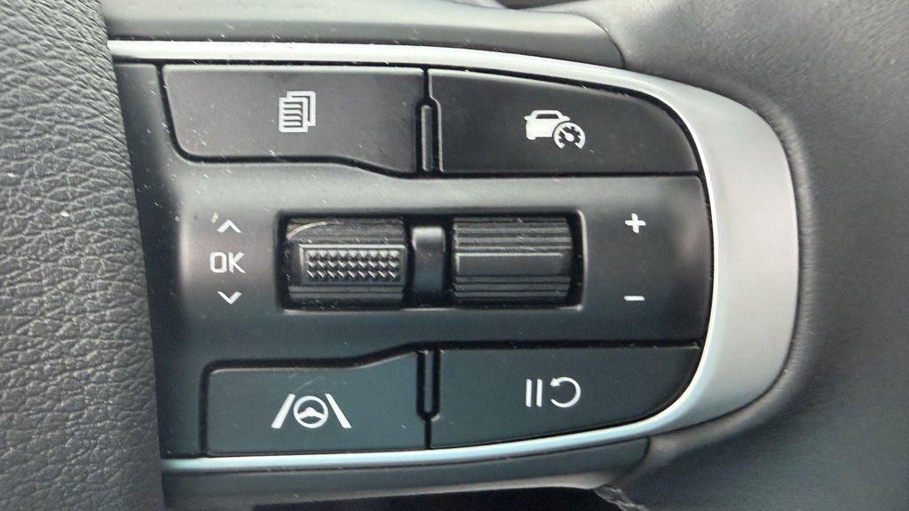 used 2025 Kia Sportage car, priced at $30,595