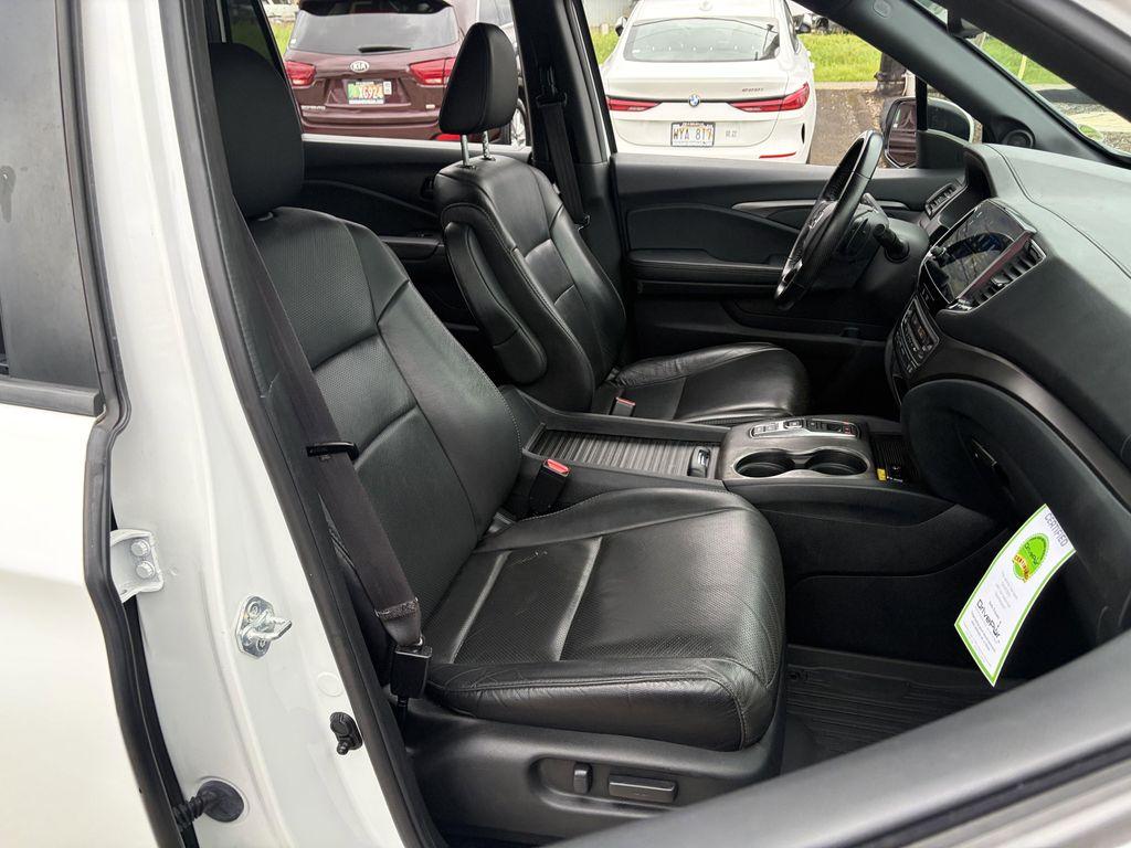 used 2022 Honda Passport car, priced at $30,568