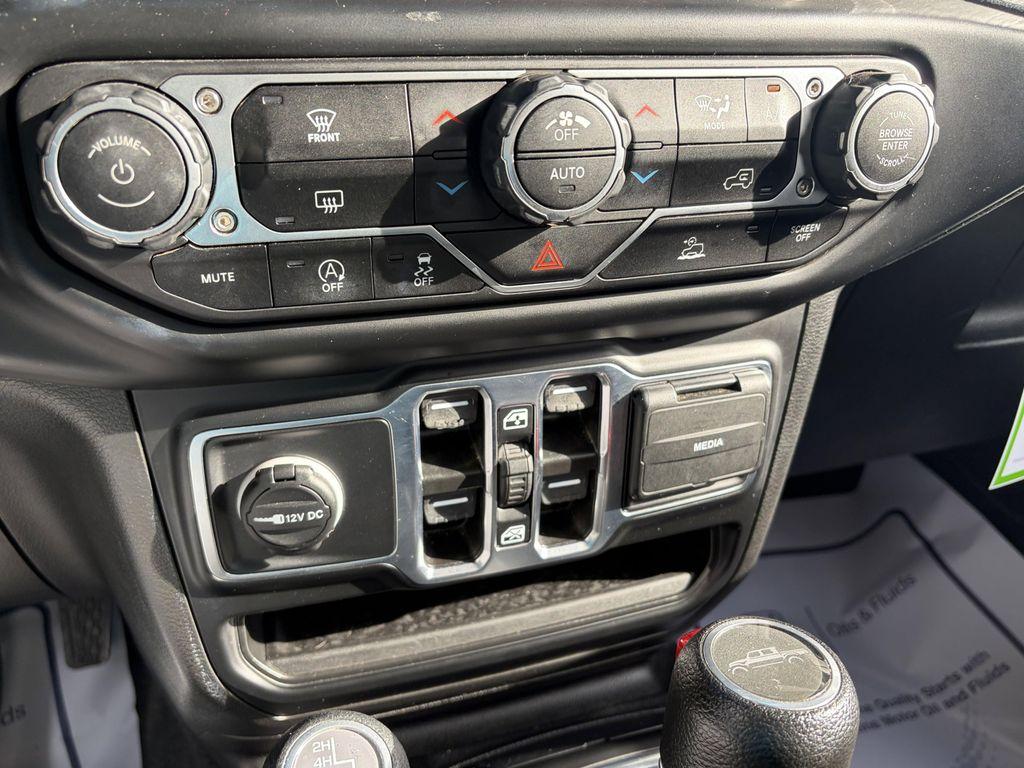 used 2023 Jeep Gladiator car, priced at $32,888