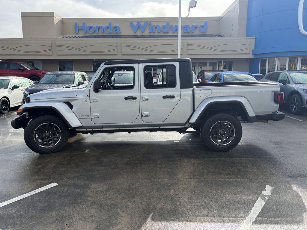 used 2023 Jeep Gladiator car, priced at $32,888