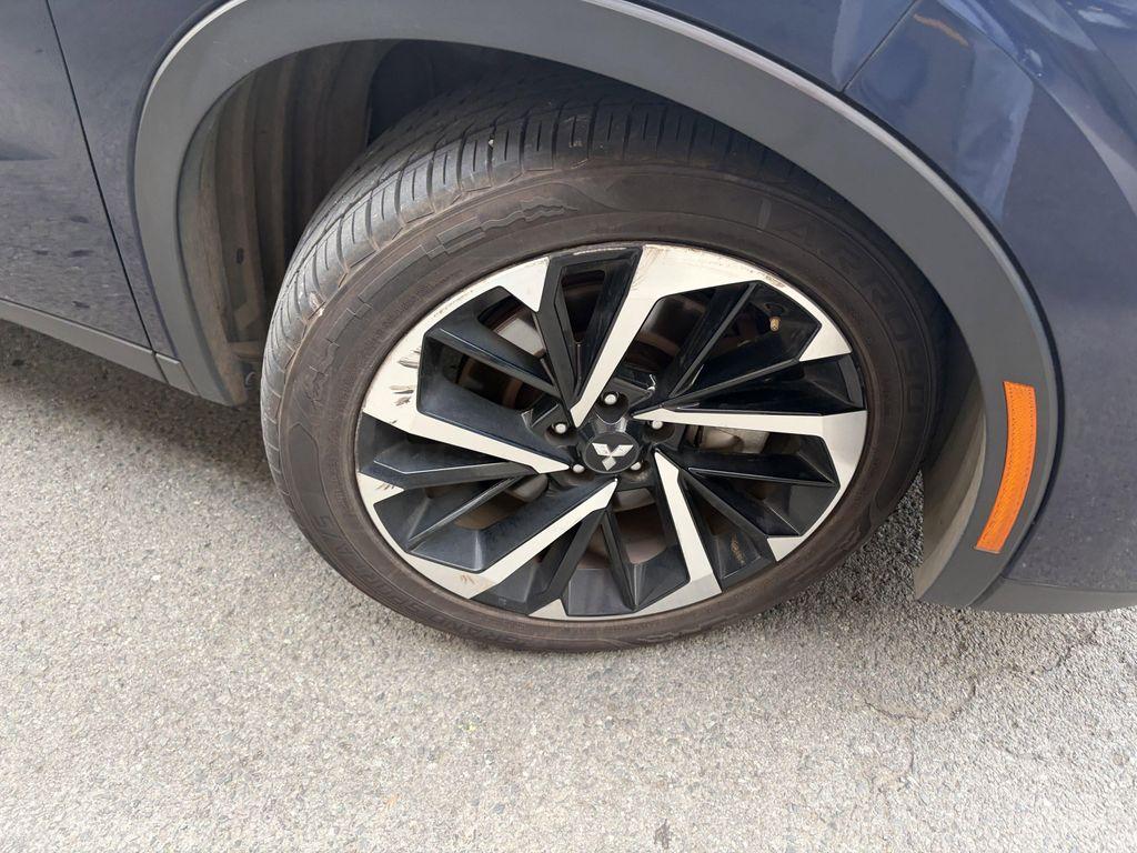 used 2024 Mitsubishi Outlander car, priced at $23,788
