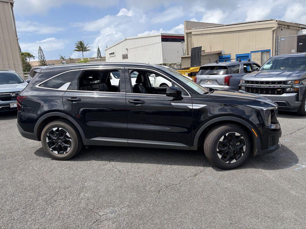used 2024 Kia Sorento car, priced at $30,878