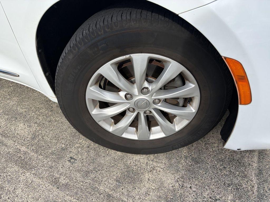 used 2019 Chrysler Pacifica car, priced at $17,888